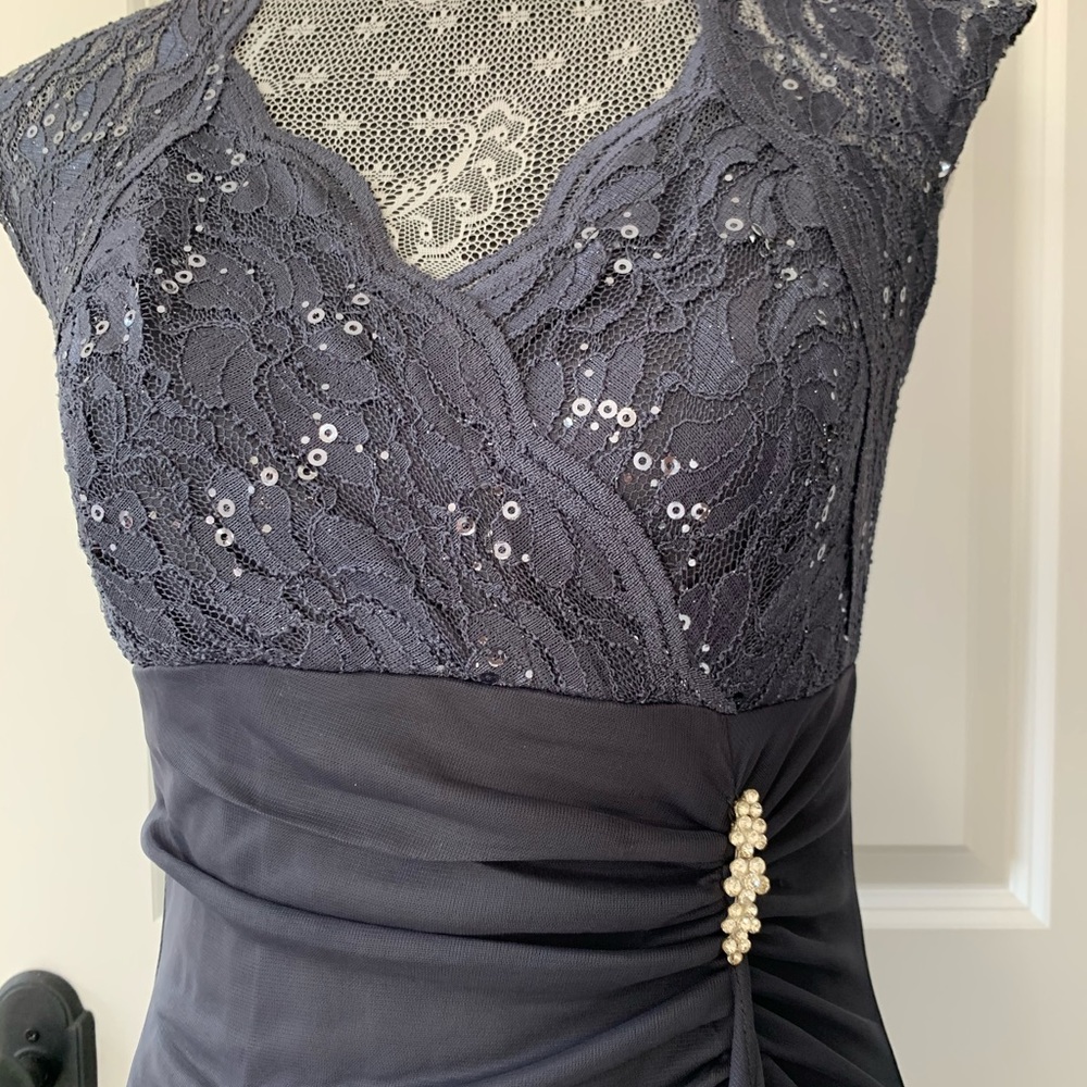 Onyx Nite sequin Dress - Picture 4 of 10